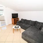 Adria Apartamento Trogir